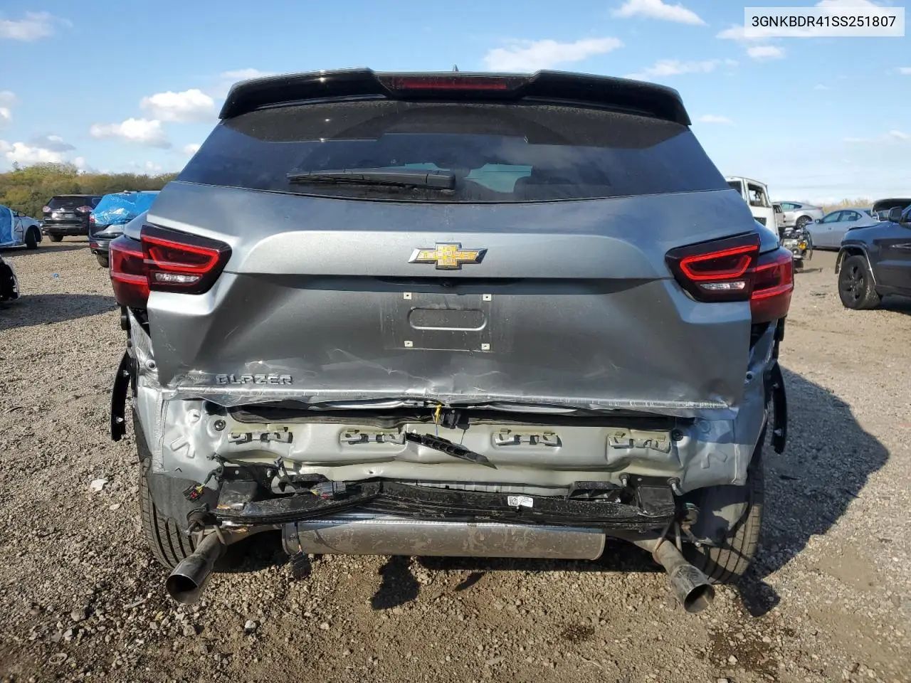 3GNKBDR41SS251807 2025 Chevrolet Blazer 3Lt