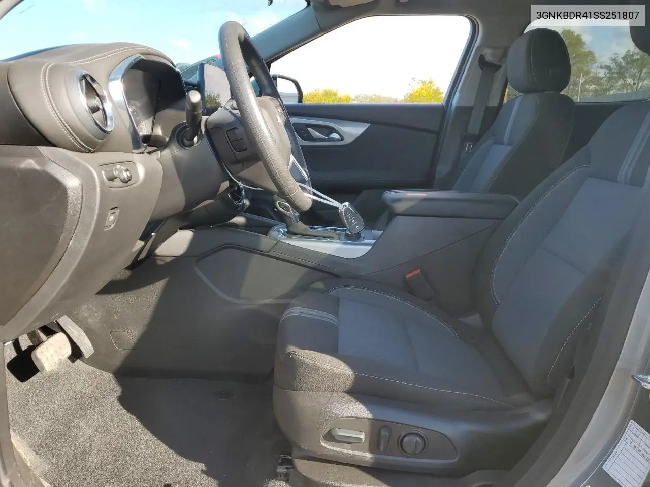 3GNKBDR41SS251807 2025 Chevrolet Blazer 3Lt