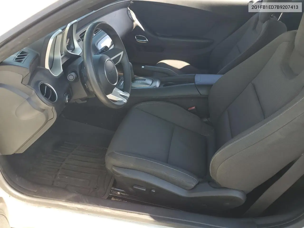 2G1FB1ED7B9207413 2011 Chev Camaro