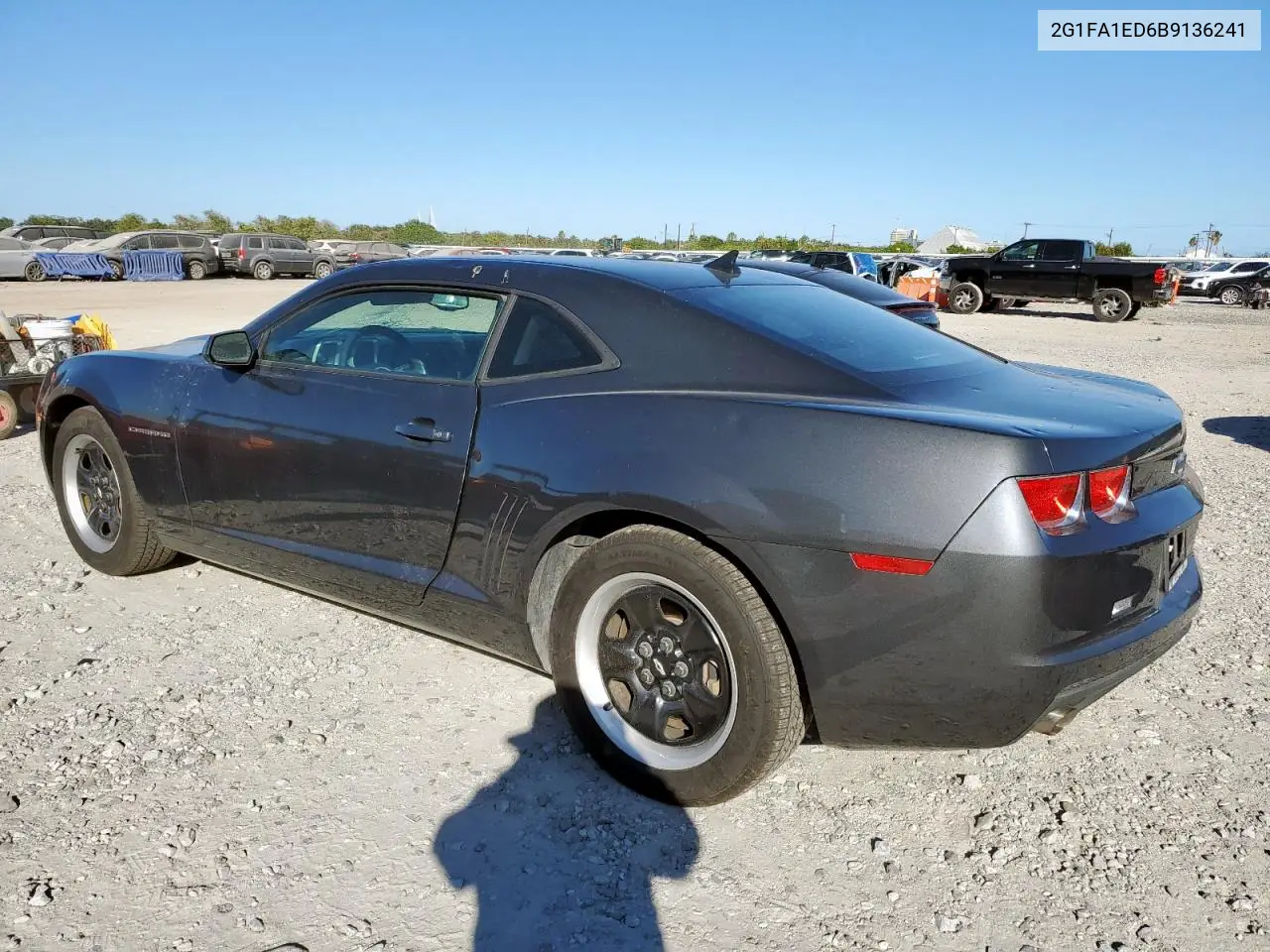 2G1FA1ED6B9136241 2011 Chevrolet Camaro Ls