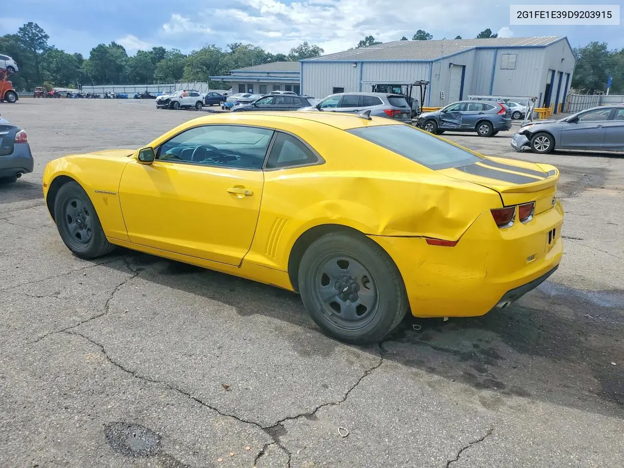 2013 Chevrolet Camaro Ls VIN: 2G1FE1E39D9203915 Lot: 62054316