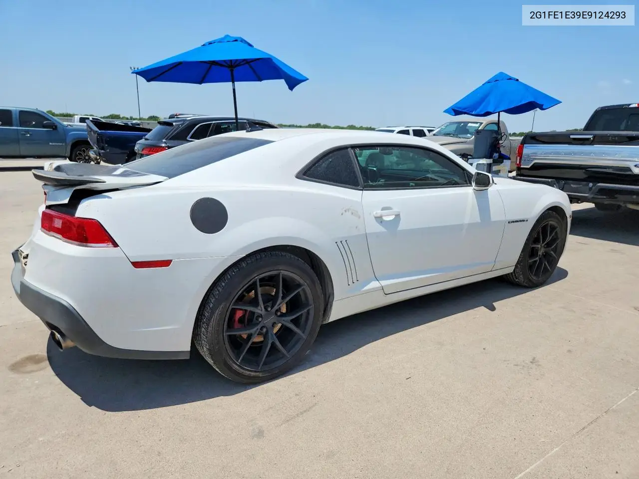 2014 Chevrolet Camaro Ls VIN: 2G1FE1E39E9124293 Lot: 61611046
