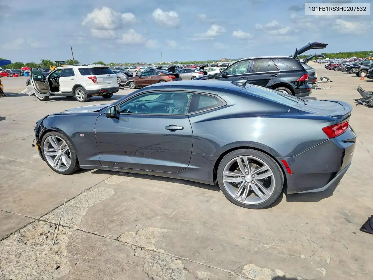 2017 Chevrolet Camaro Lt VIN: 1G1FB1RS3H0207632 Lot: 60240776