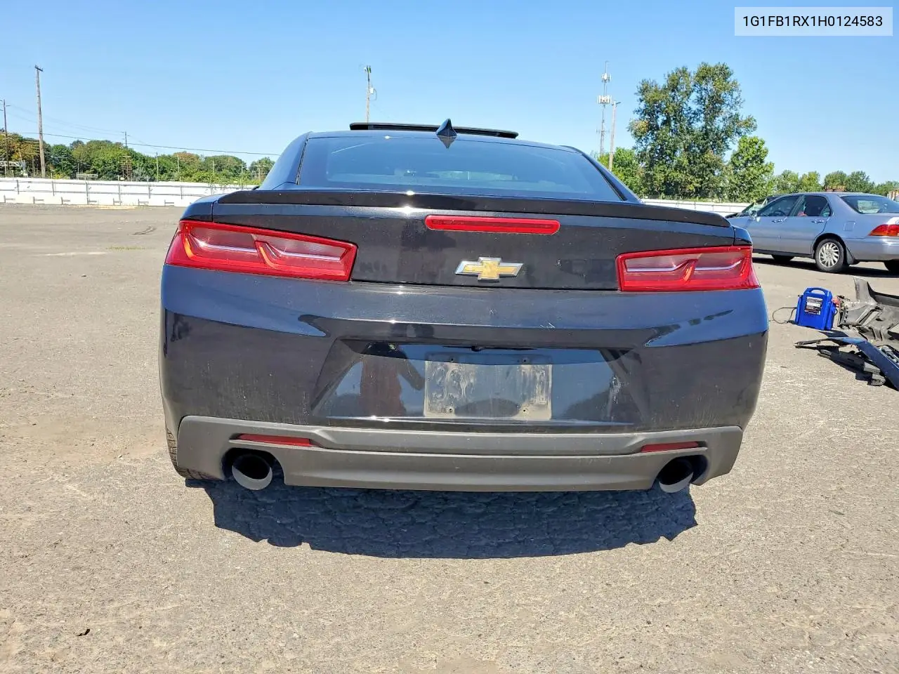 2017 Chevrolet Camaro Lt VIN: 1G1FB1RX1H0124583 Lot: 60890826