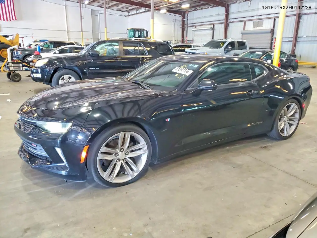 2017 Chevrolet Camaro Lt VIN: 1G1FD1RX2H0142228 Lot: 61251336