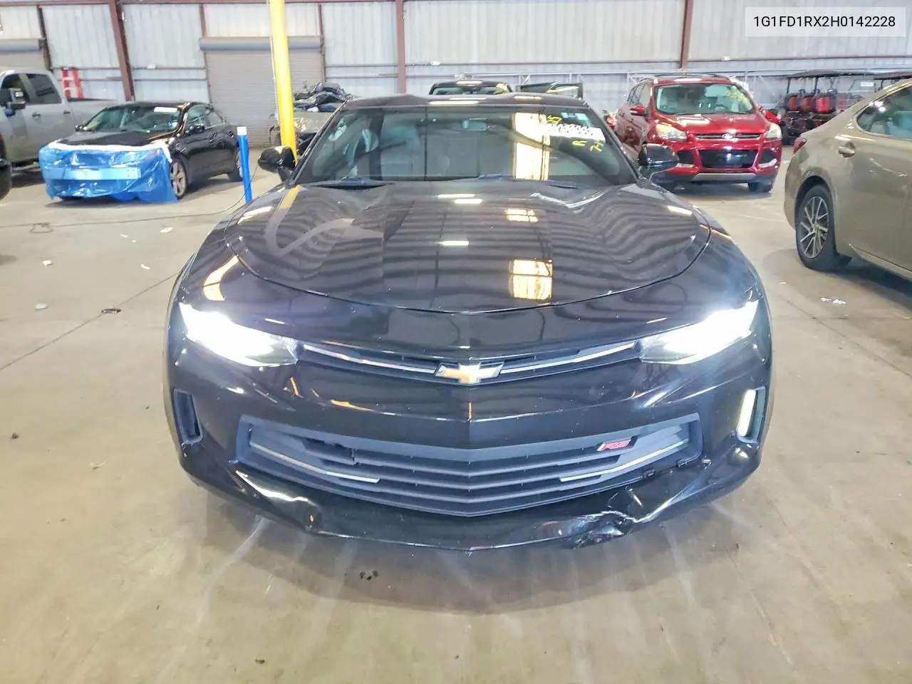 2017 Chevrolet Camaro Lt VIN: 1G1FD1RX2H0142228 Lot: 61251336