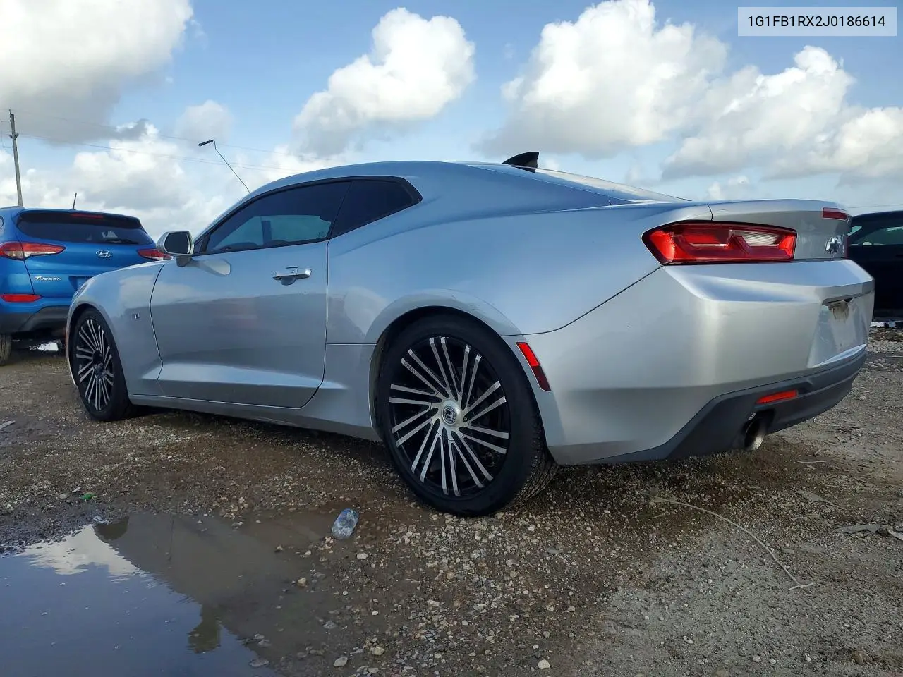 2018 Chevrolet Camaro Lt VIN: 1G1FB1RX2J0186614 Lot: 61180936