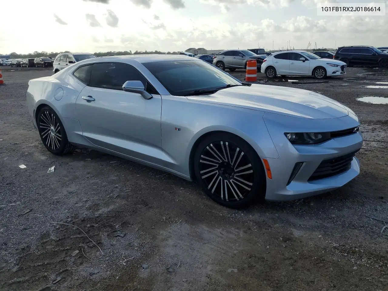 2018 Chevrolet Camaro Lt VIN: 1G1FB1RX2J0186614 Lot: 61180936