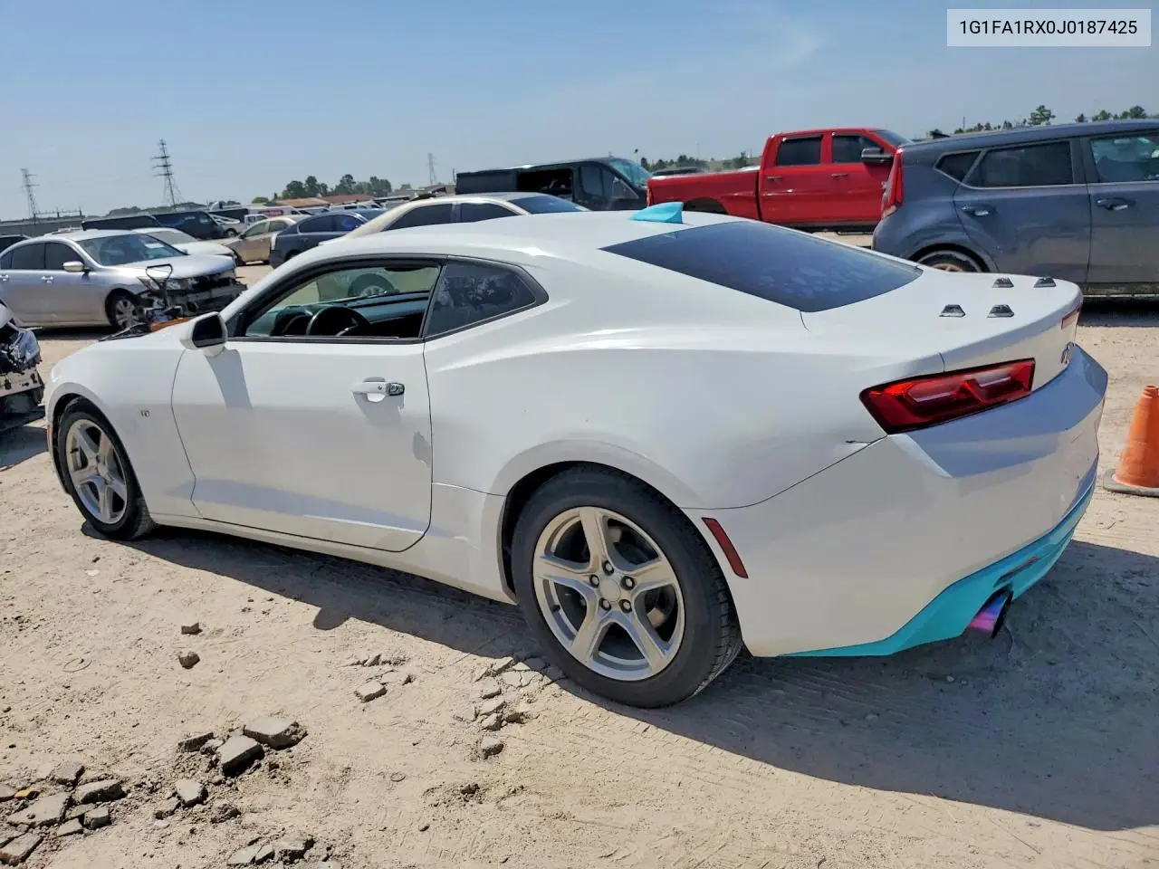 2018 Chevrolet Camaro Ls VIN: 1G1FA1RX0J0187425 Lot: 61904836