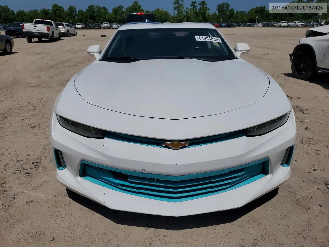 2018 Chevrolet Camaro Ls VIN: 1G1FA1RX0J0187425 Lot: 61904836