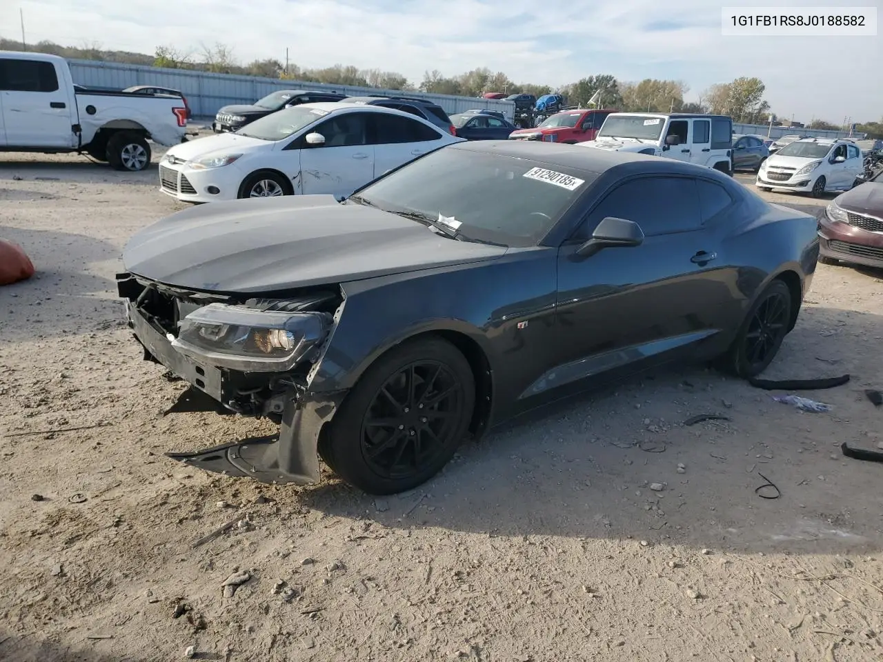 1G1FB1RS8J0188582 2018 Chevrolet Camaro Lt