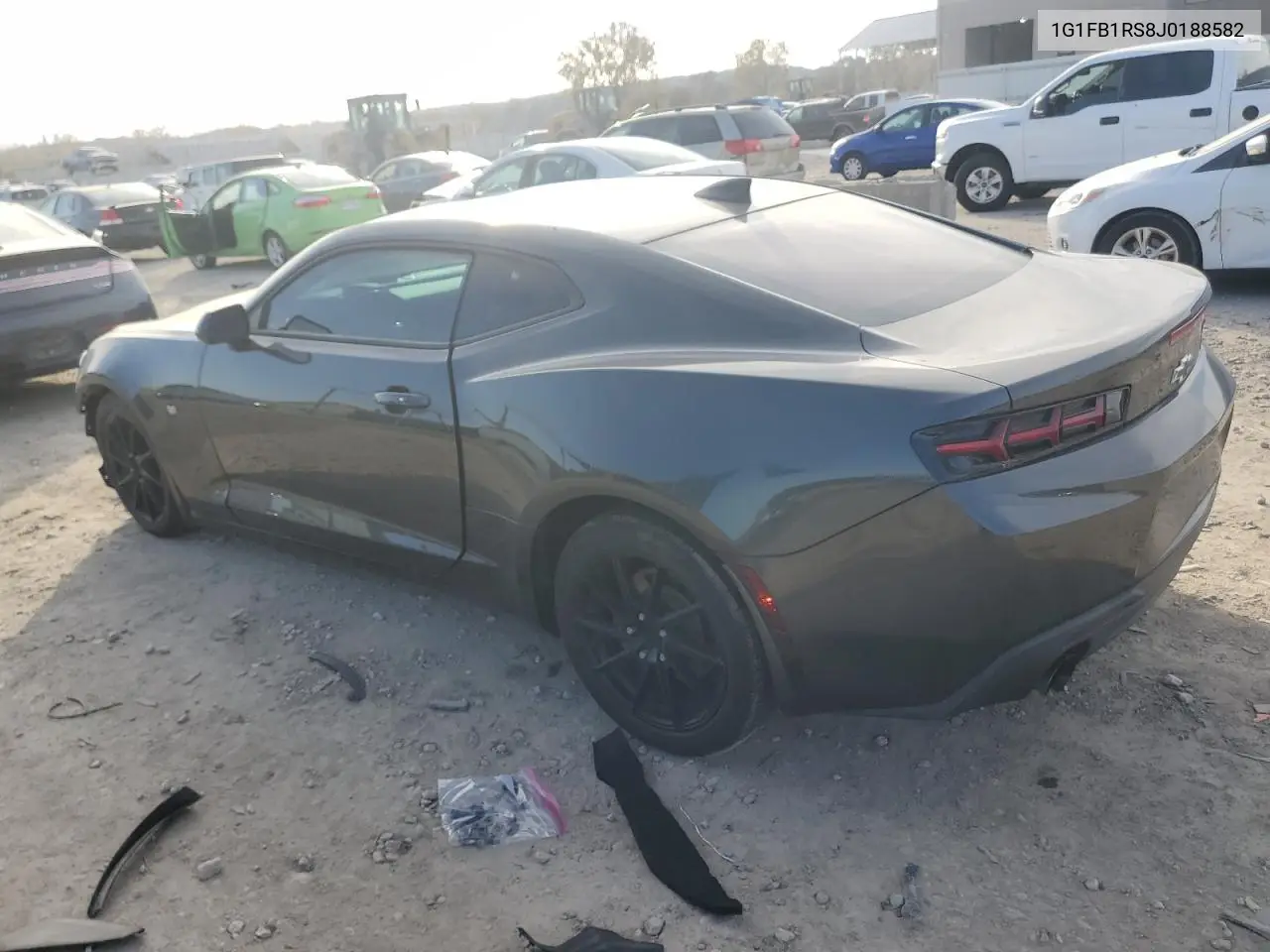 1G1FB1RS8J0188582 2018 Chevrolet Camaro Lt