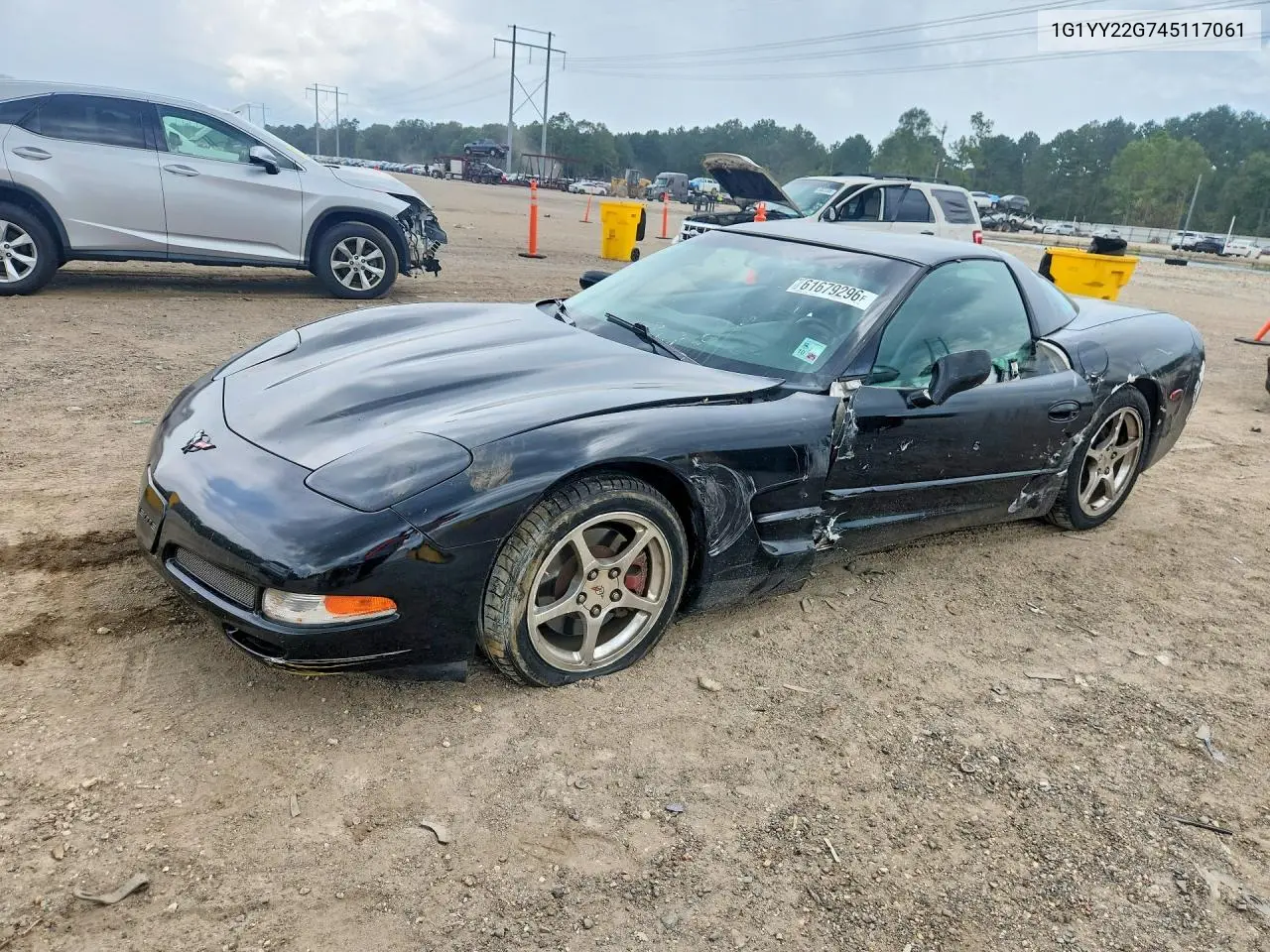 2004 Chevrolet Corvette VIN: 1G1YY22G745117061 Lot: 61679296