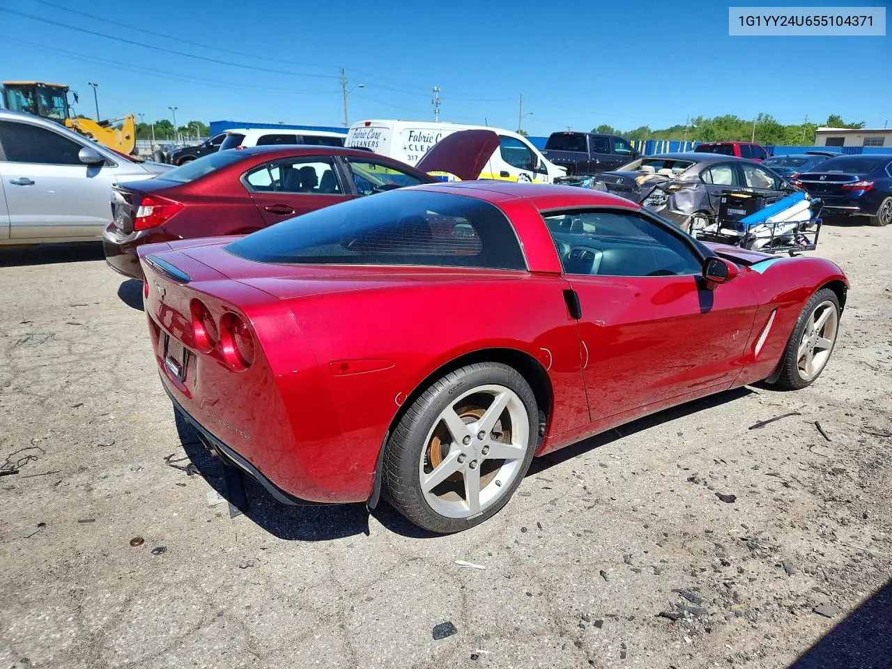 2005 Chevrolet Corvette VIN: 1G1YY24U655104371 Lot: 57019696