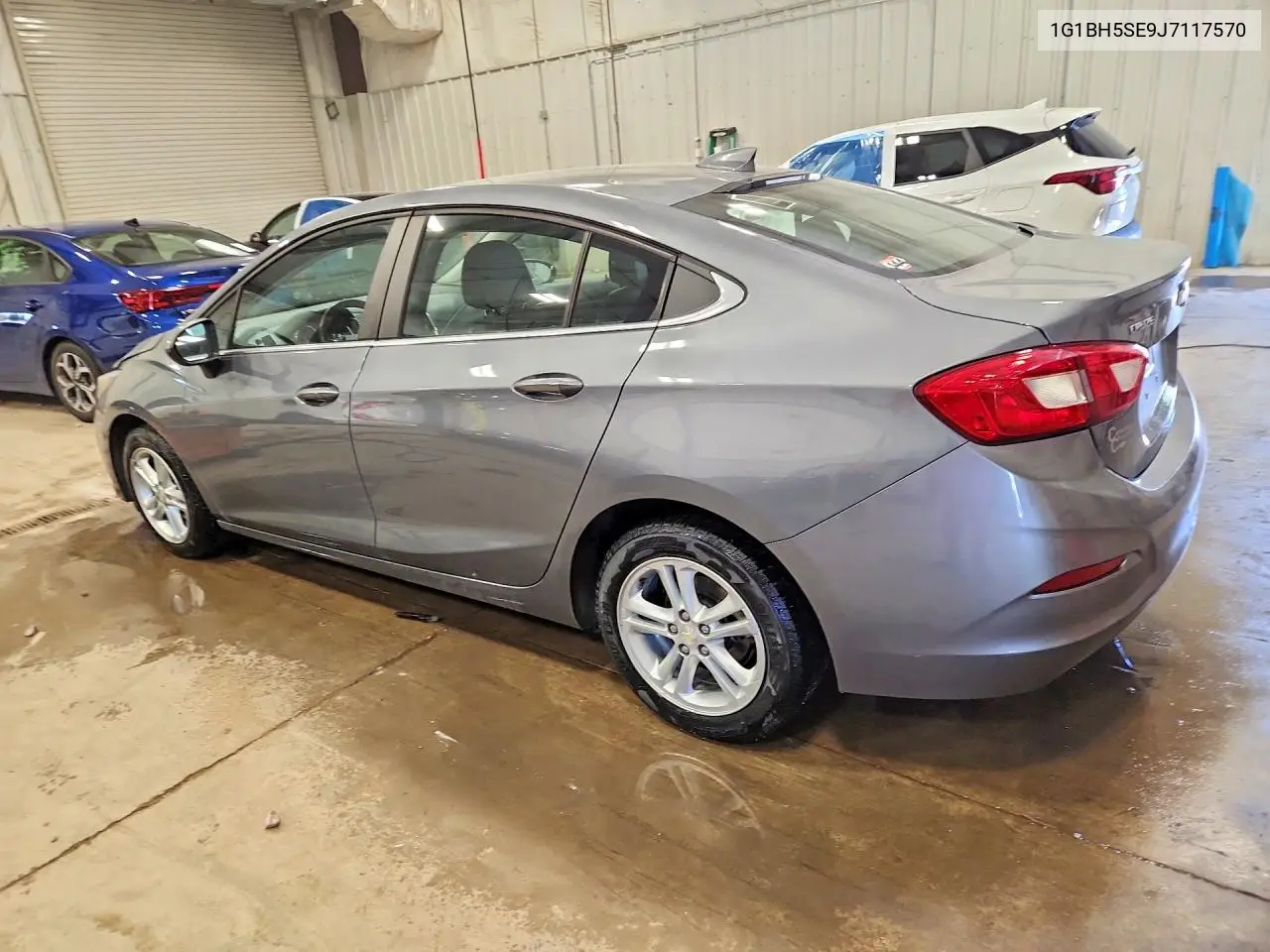 2018 Chevrolet Cruze Lt VIN: 1G1BH5SE9J7117570 Lot: 57039246