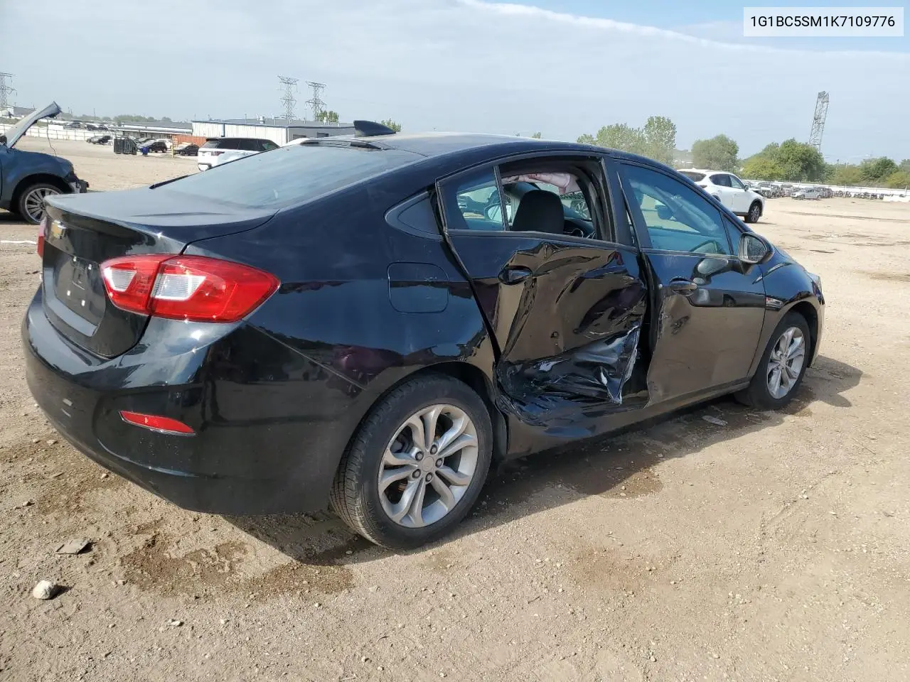 1G1BC5SM1K7109776 2019 Chevrolet Cruze Ls
