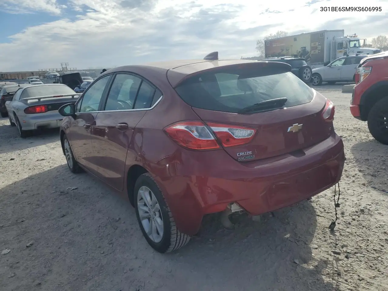 3G1BE6SM9KS606995 2019 Chevrolet Cruze