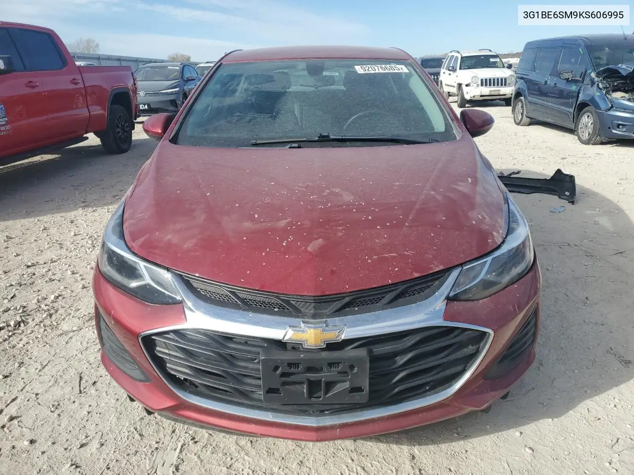 3G1BE6SM9KS606995 2019 Chevrolet Cruze