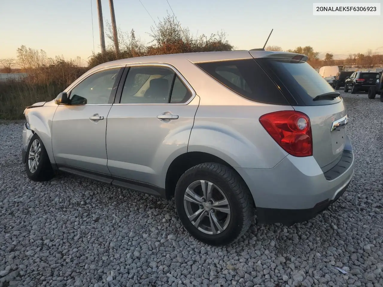 2GNALAEK5F6306923 2015 Chevrolet Equinox Ls