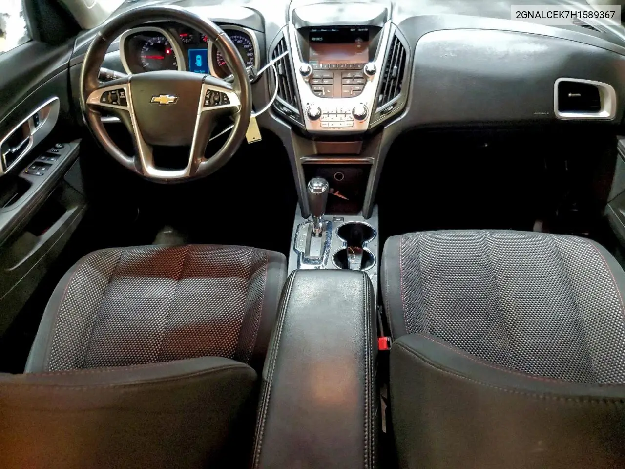 2GNALCEK7H1589367 2017 Chevrolet Equinox Lt