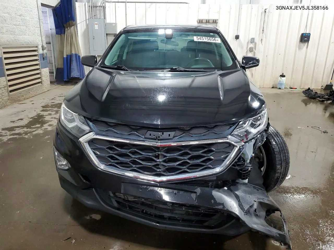 3GNAXJEV5JL358166 2018 Chevrolet Equinox Lt