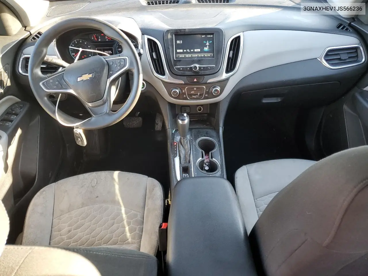 3GNAXHEV1JS566236 2018 Chevrolet Equinox Ls