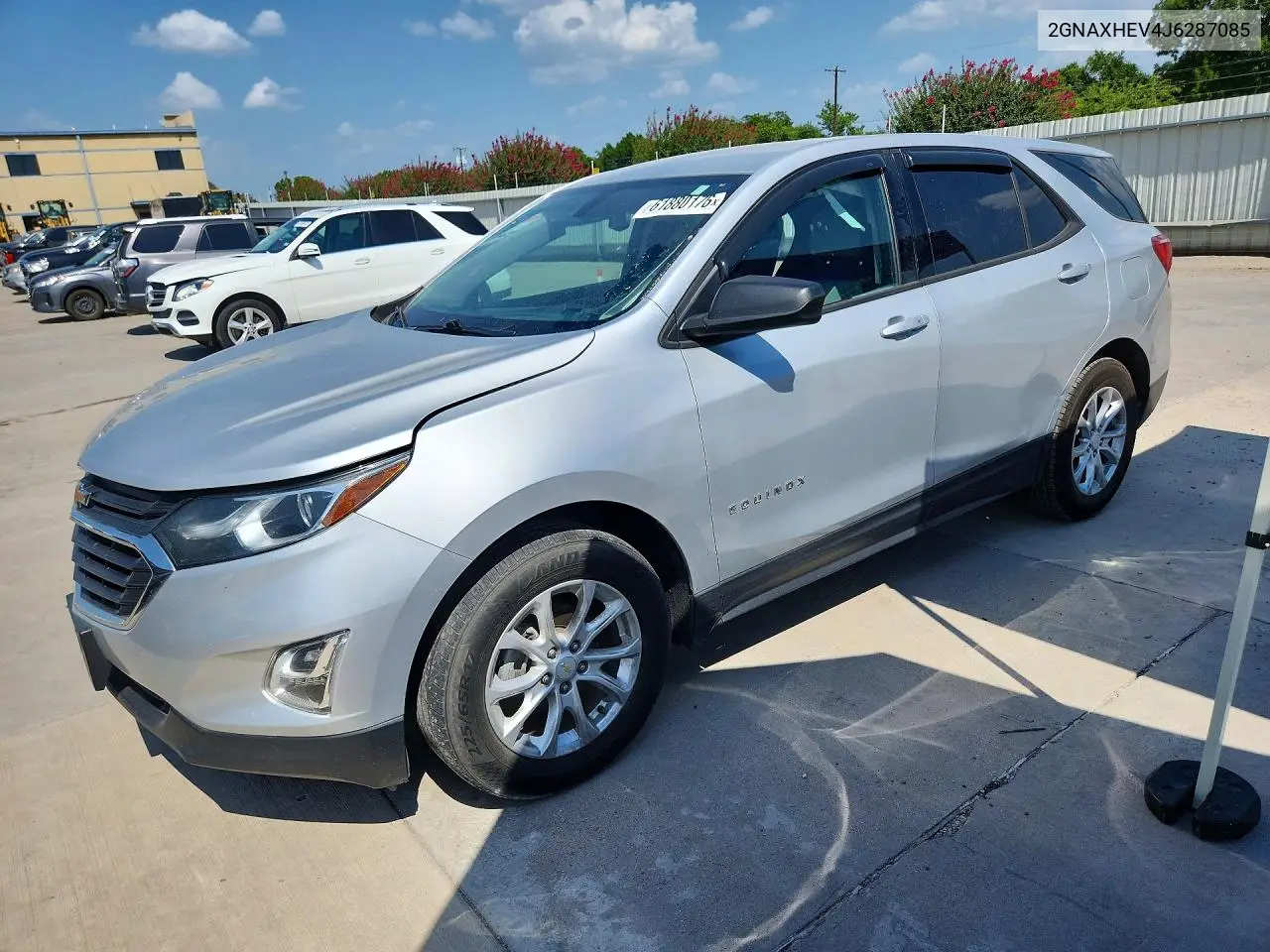 2018 Chevrolet Equinox Ls VIN: 2GNAXHEV4J6287085 Lot: 61880176
