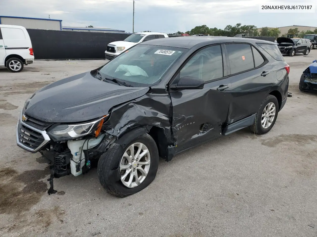 2GNAXHEV8J6170187 2018 Chevrolet Equinox Ls