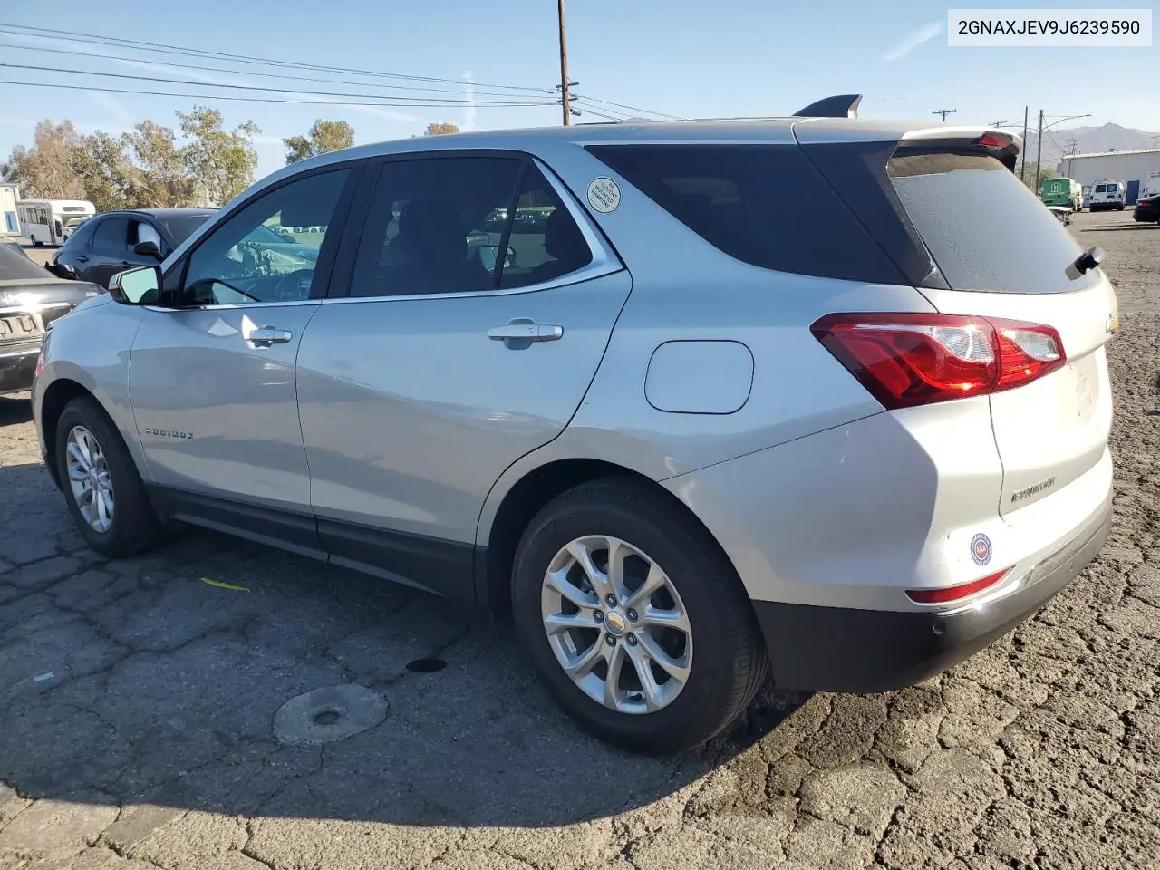 2GNAXJEV9J6239590 2018 Chevrolet Equinox Lt