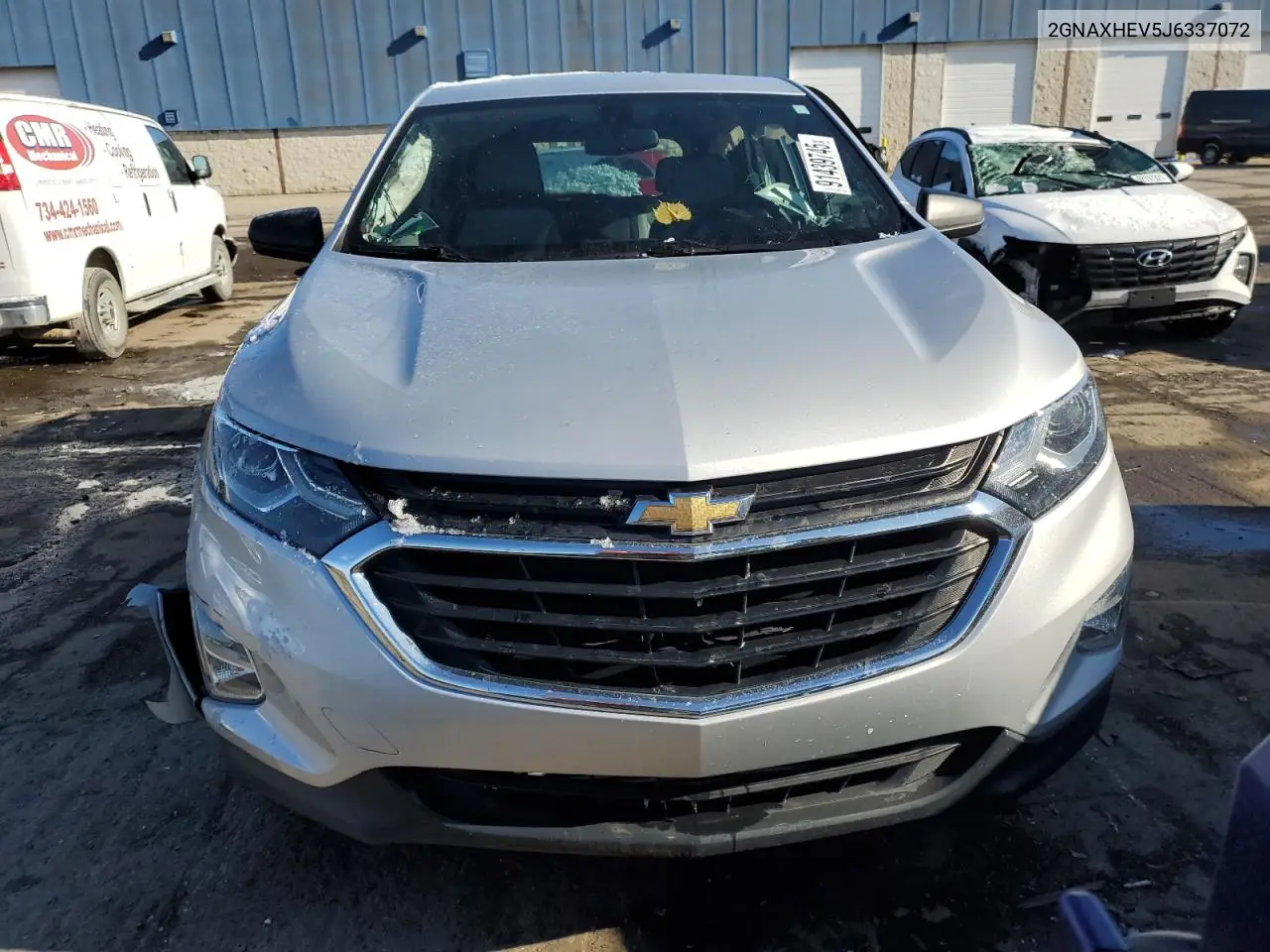 2GNAXHEV5J6337072 2018 Chevrolet Equinox Ls