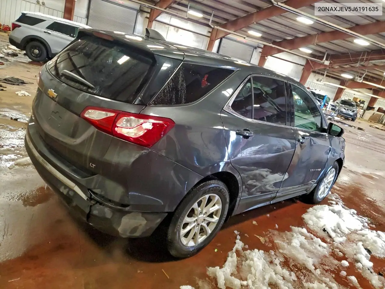 2GNAXJEV5J6191635 2018 Chevrolet Equinox Lt