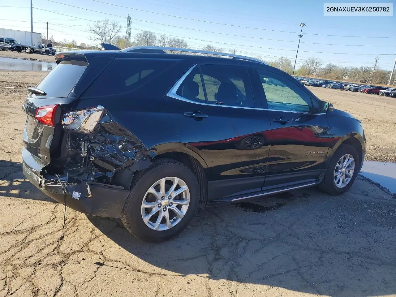 2GNAXUEV3K6250782 2019 Chevrolet Equinox Lt