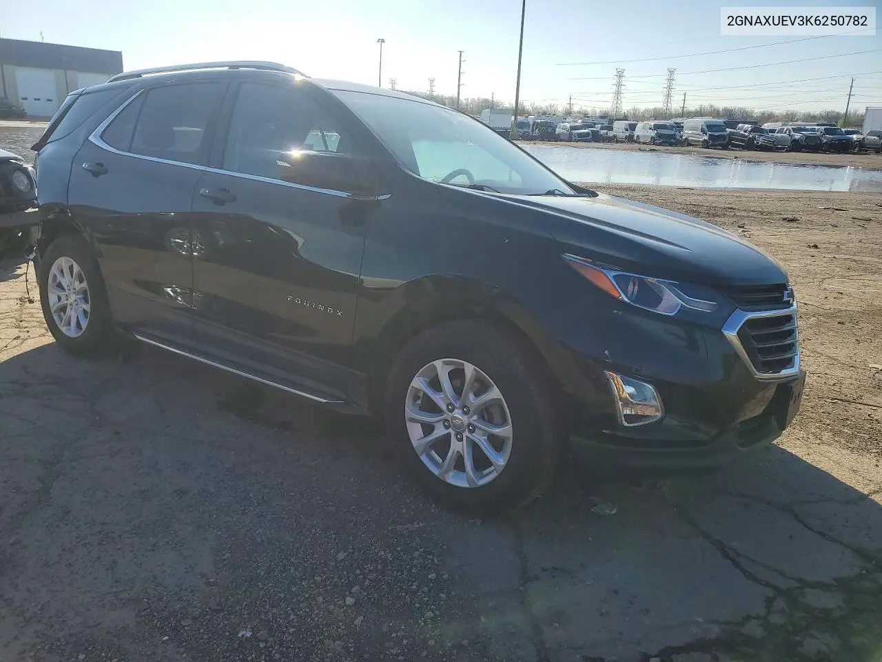 2GNAXUEV3K6250782 2019 Chevrolet Equinox Lt
