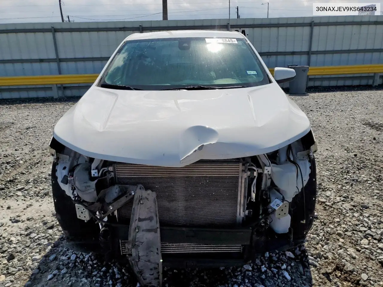 3GNAXJEV9KS643234 2019 Chevrolet Equinox Lt
