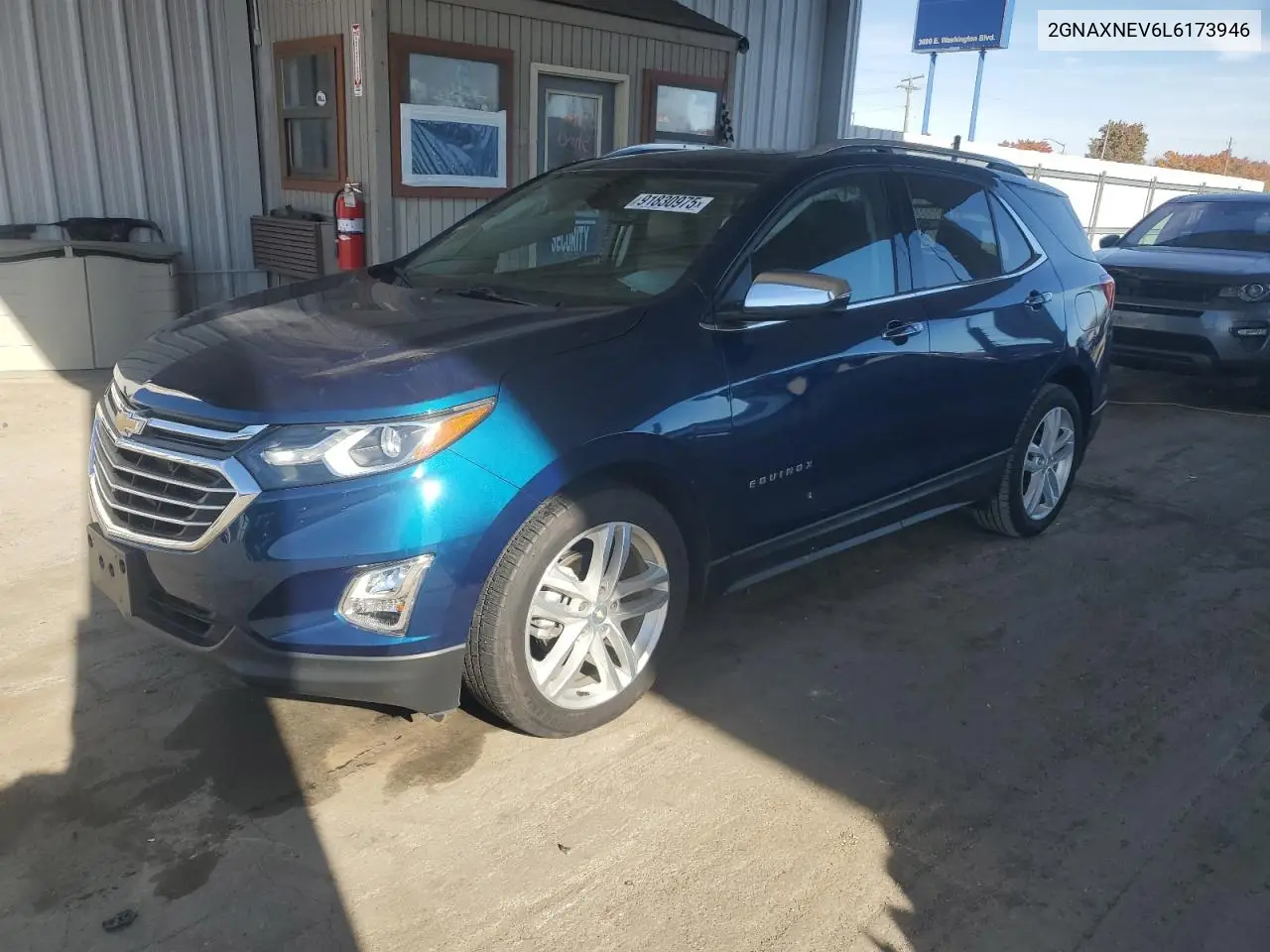 2GNAXNEV6L6173946 2020 Chevrolet Equinox Premier