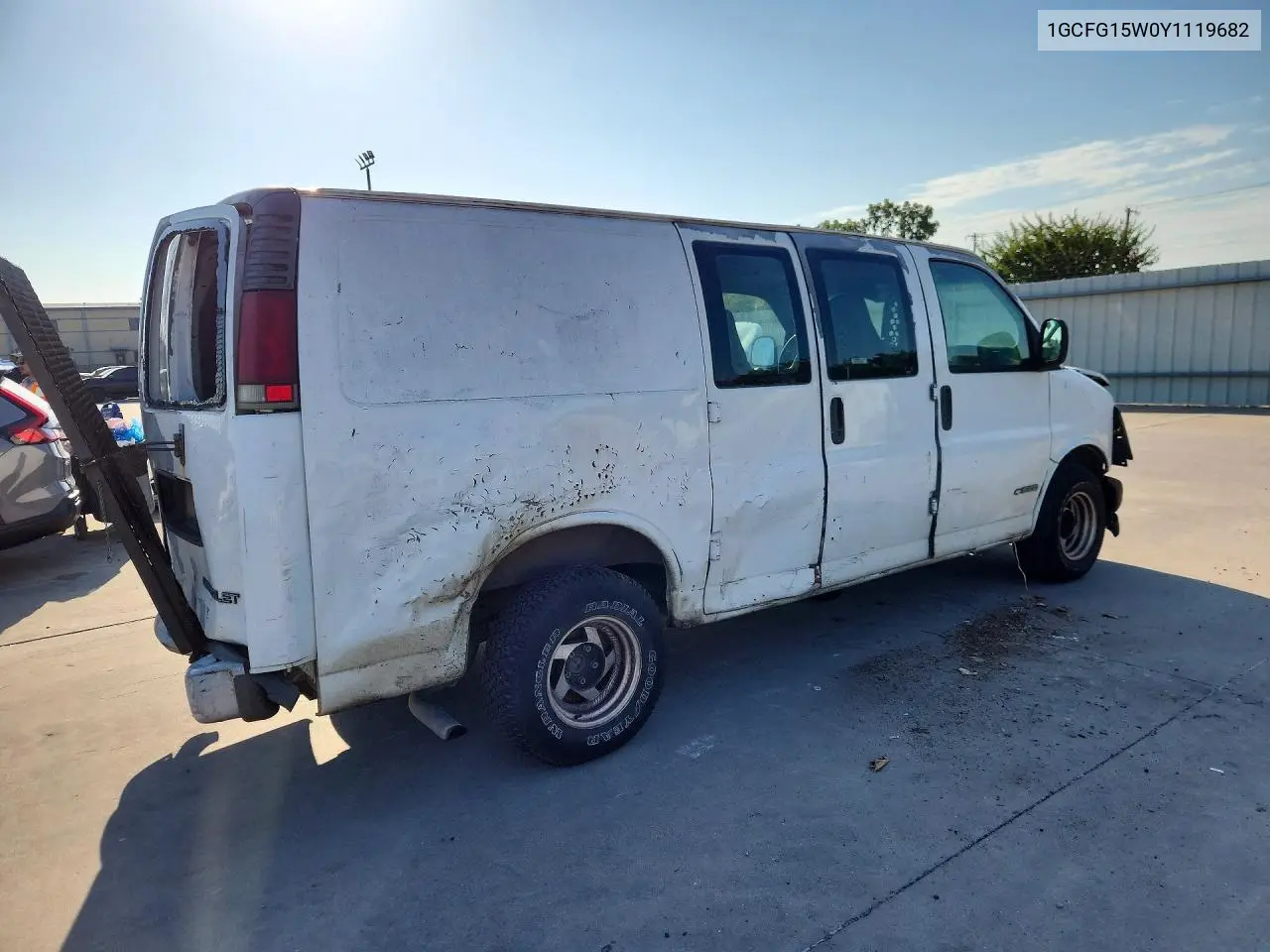 2000 Chevrolet Express G1500 VIN: 1GCFG15W0Y1119682 Lot: 51519456