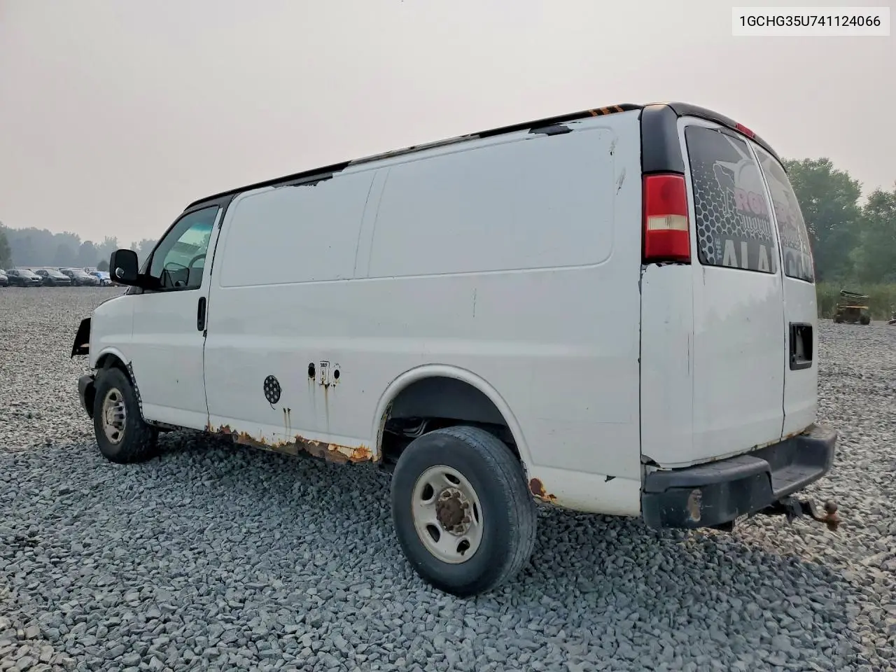 2004 Chevrolet Express G3500 VIN: 1GCHG35U741124066 Lot: 61746426