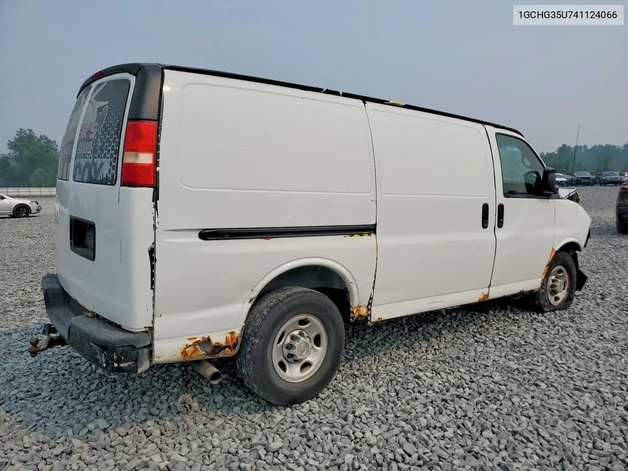 2004 Chevrolet Express G3500 VIN: 1GCHG35U741124066 Lot: 61746426