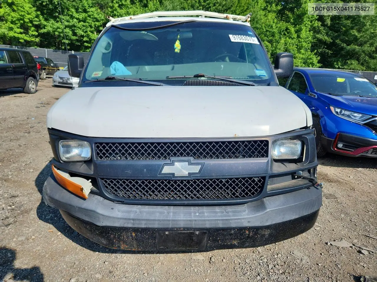 2004 Chevrolet Express G1500 VIN: 1GCFG15X041175527 Lot: 97683075
