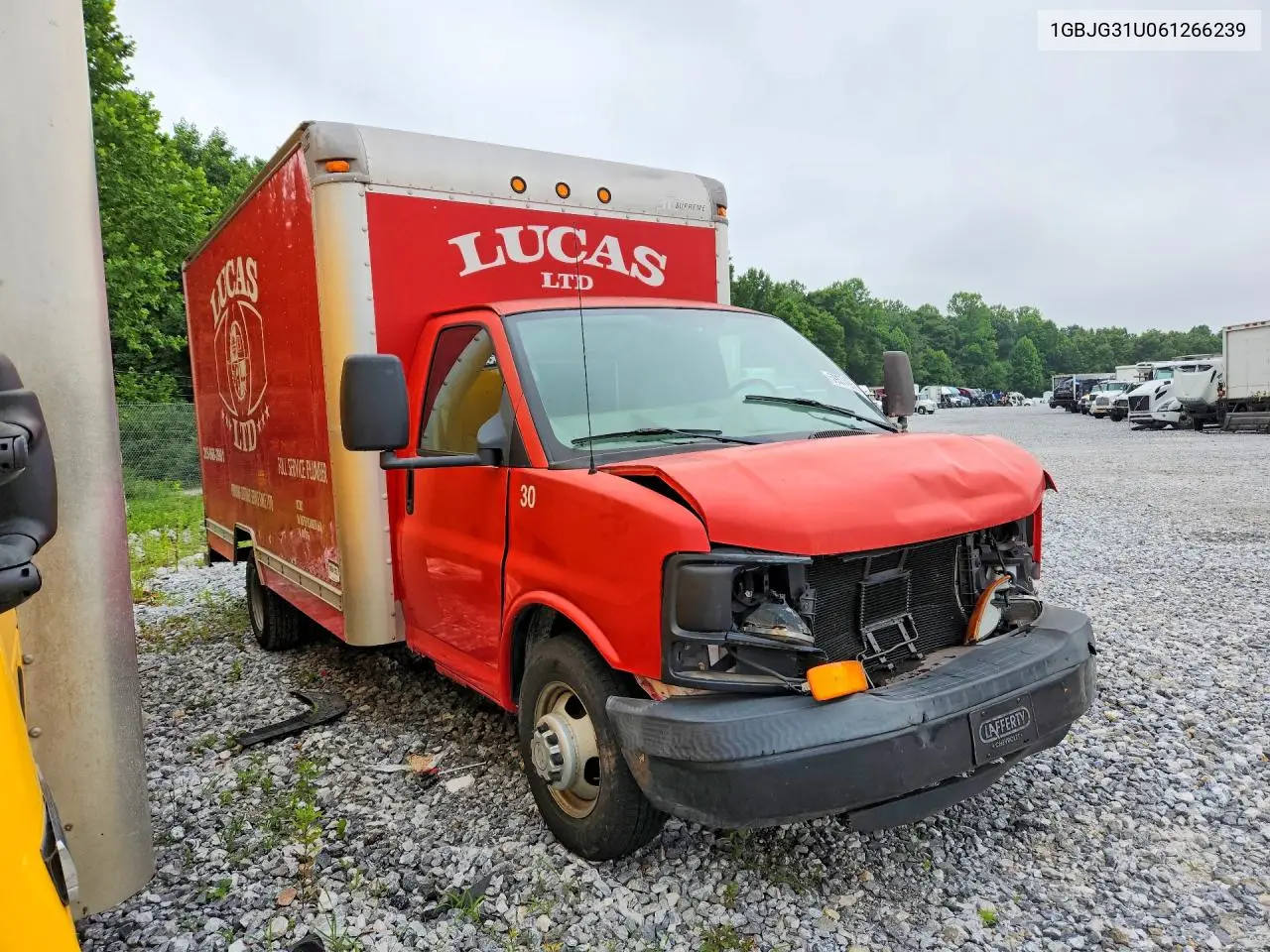 2006 Chevrolet Express Box Truck VIN: 1GBJG31U061266239 Lot: 59574956