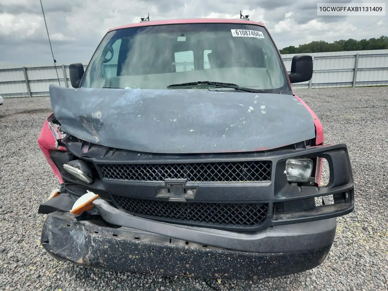 2011 Chevrolet Express G2500 VIN: 1GCWGFFAXB1131409 Lot: 61087466