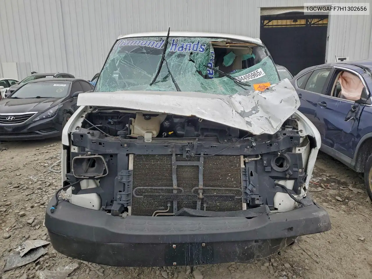 2017 Chevrolet Express G2500 VIN: 1GCWGAFF7H1302656 Lot: 94495965