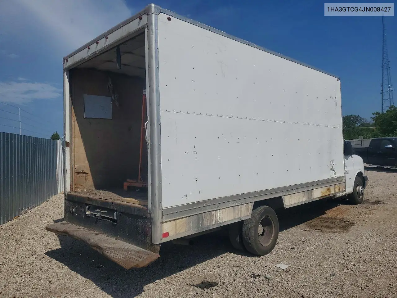 1HA3GTCG4JN008427 2018 Chevrolet Express G3500