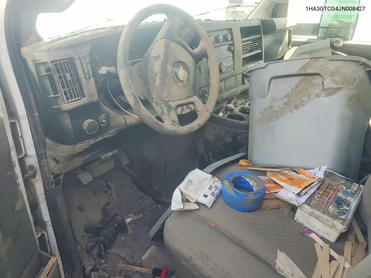 1HA3GTCG4JN008427 2018 Chevrolet Express G3500