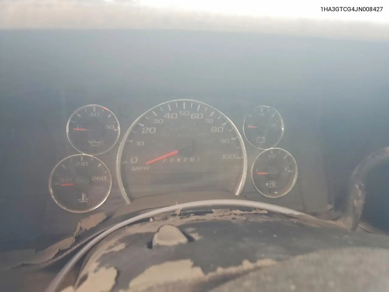1HA3GTCG4JN008427 2018 Chevrolet Express G3500