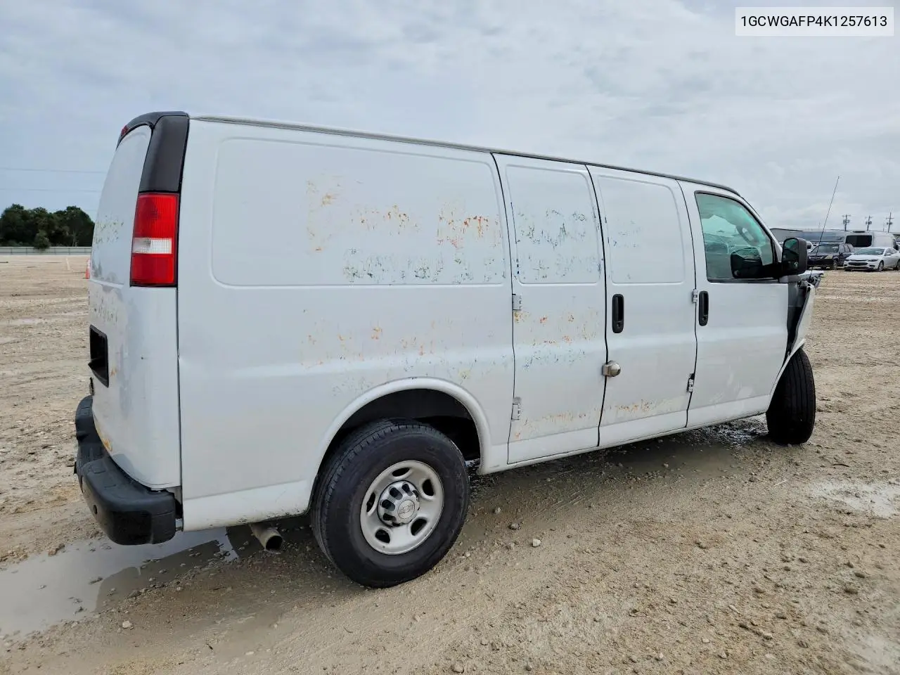 2019 Chevrolet Express G2500 VIN: 1GCWGAFP4K1257613 Lot: 61491976
