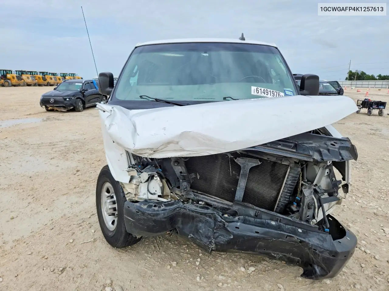 2019 Chevrolet Express G2500 VIN: 1GCWGAFP4K1257613 Lot: 61491976