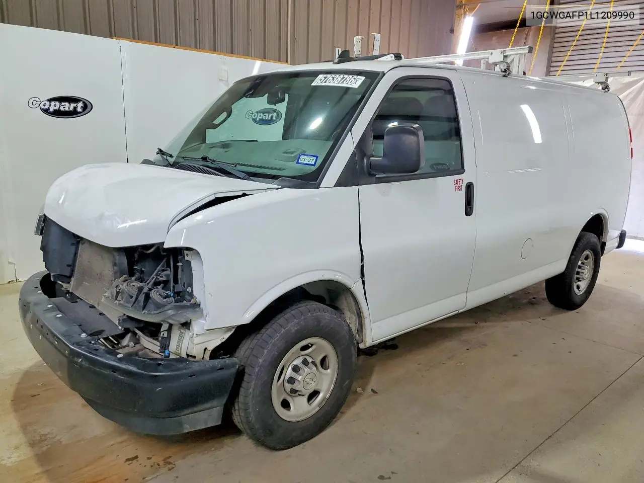 2020 Chevrolet Express G2500 VIN: 1GCWGAFP1L1209990 Lot: 57638786