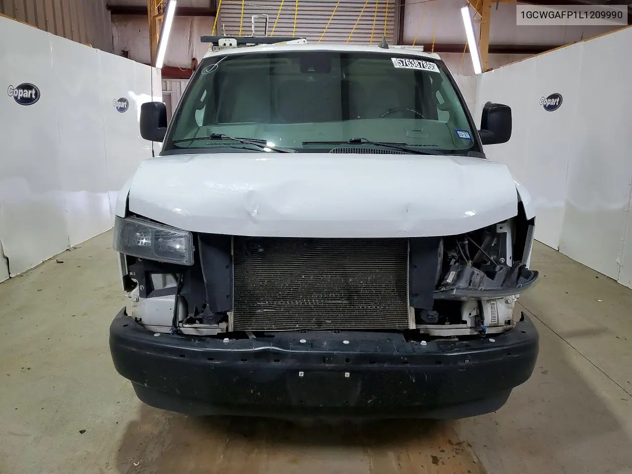 2020 Chevrolet Express G2500 VIN: 1GCWGAFP1L1209990 Lot: 57638786
