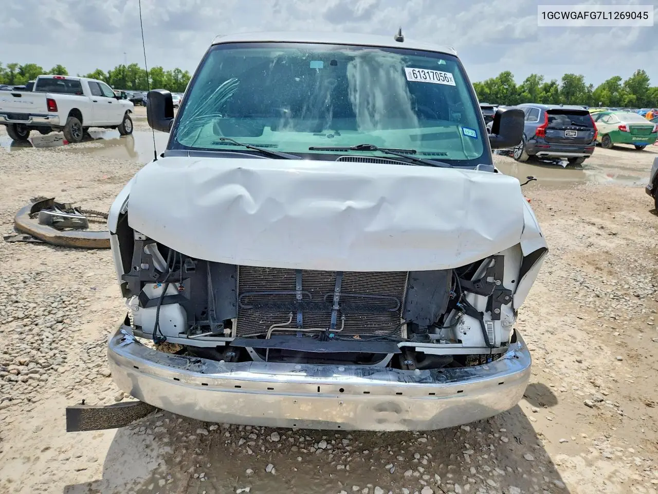 2020 Chevrolet Express G2500 VIN: 1GCWGAFG7L1269045 Lot: 61317056